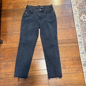 Old Navy Women's Black Ankle Jeans